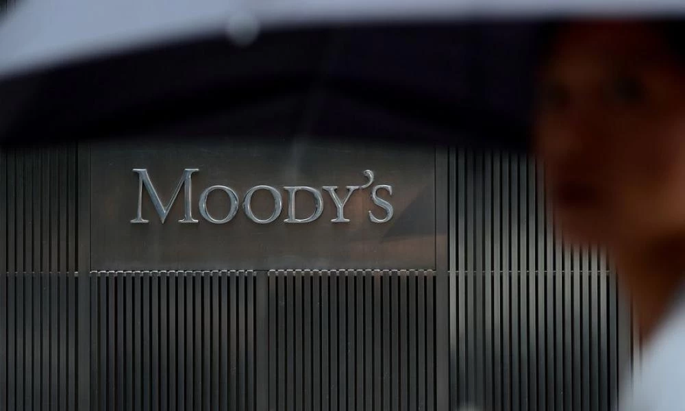 Ο οίκος Moody’s υποβάθμισε την Βρετανία